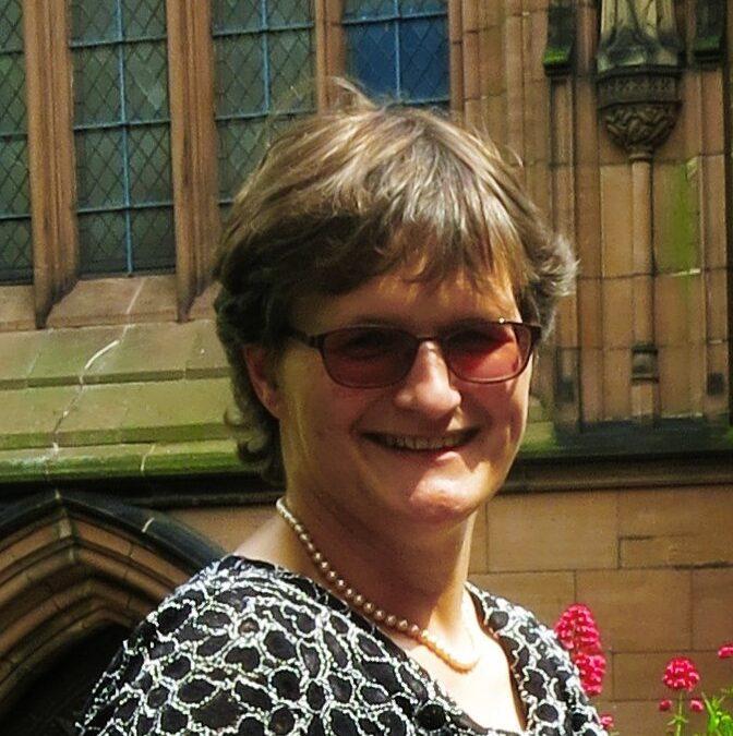 Dr Caroline Wilson